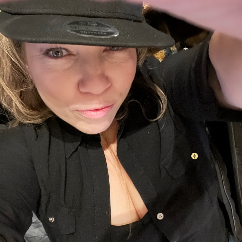 Meet your Posher, Kari